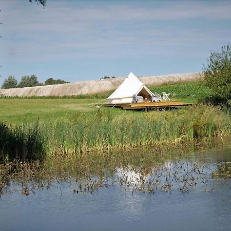 Glamping Och Gardslagenhet Mellan Himmel Och Hav Apartment Skivarp ภายนอก รูปภาพ